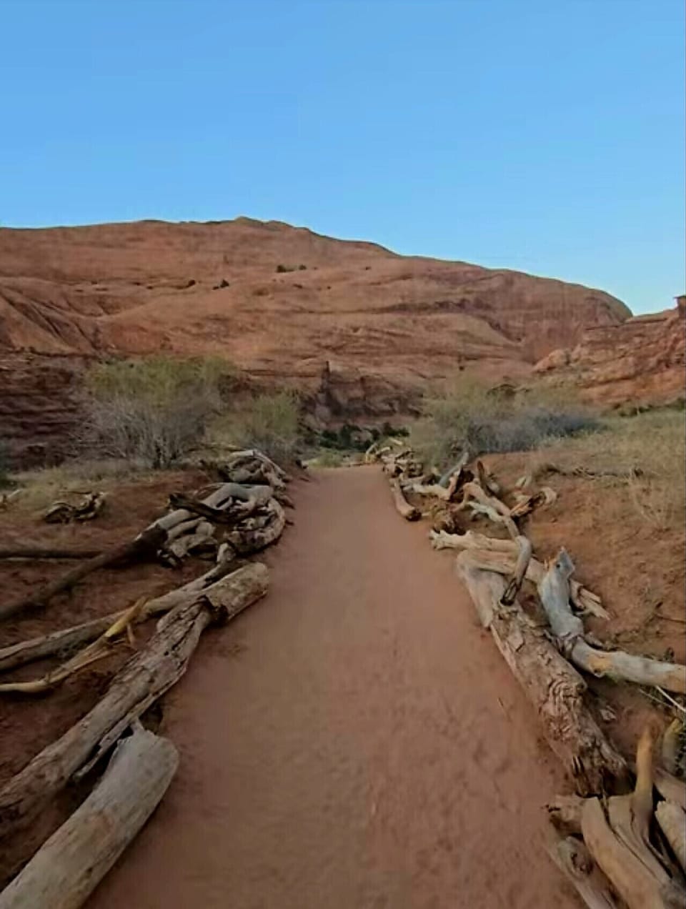 Hiking trail near Edge of the Desert in Moab, UT
