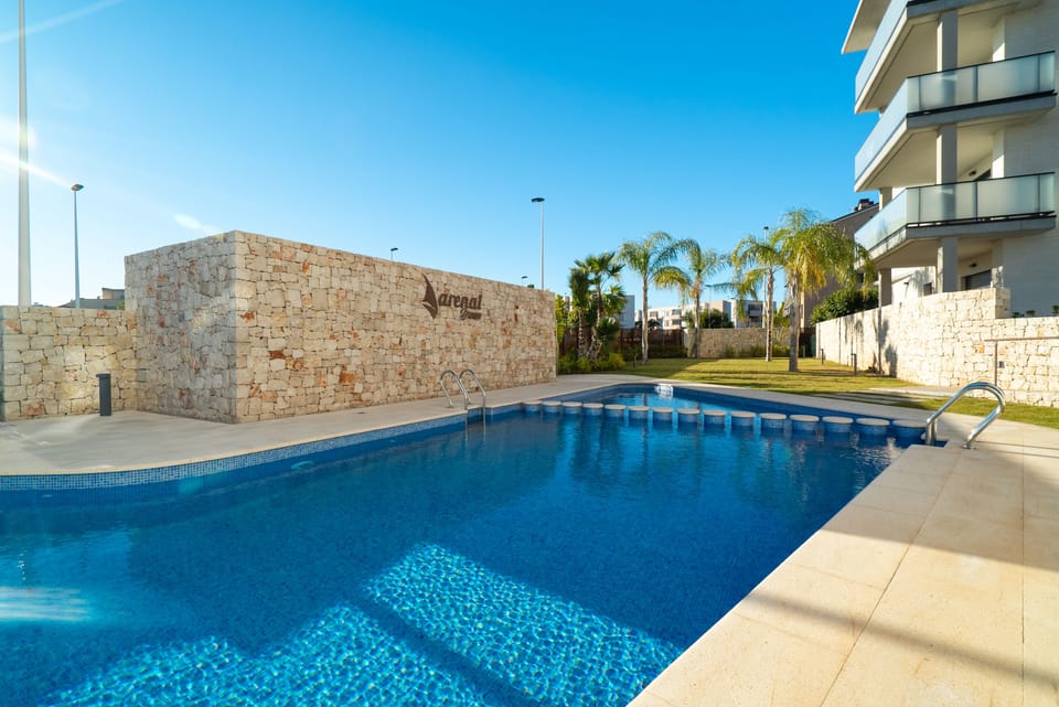 Communal swimming pool