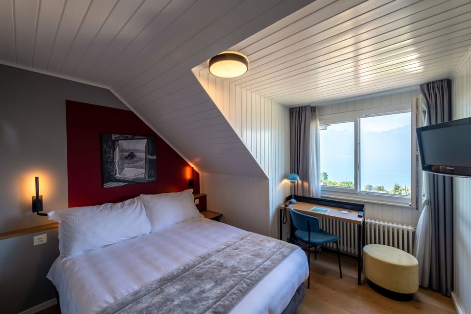 Double Room | Premium bedding, minibar, in-room safe, desk