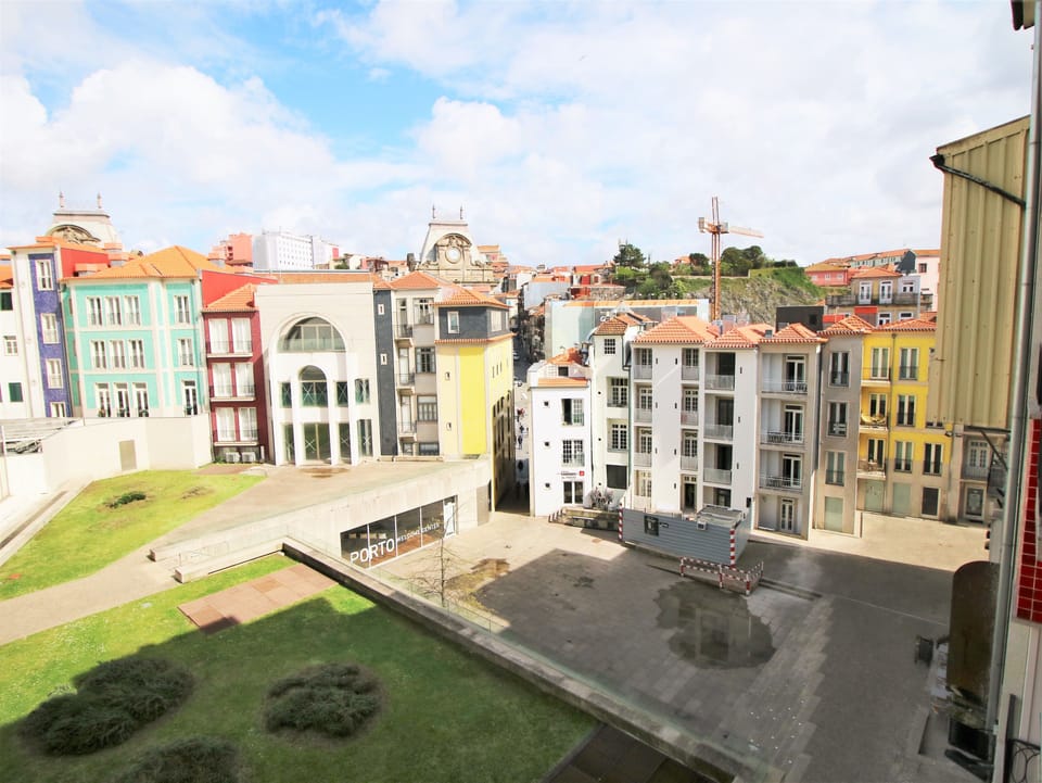 Luxury Apartment, 2 Bedrooms, City View | Balcony view