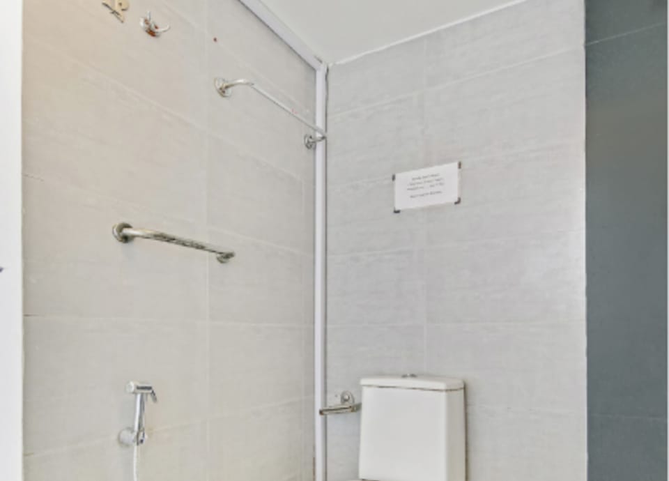 Double or Twin Room | Jetted tub