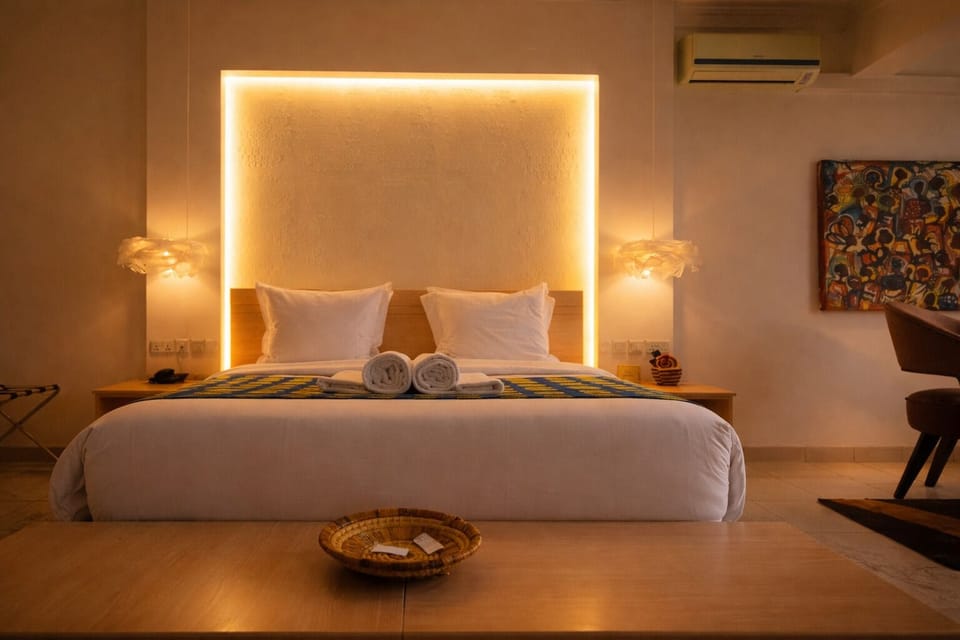 Egyptian cotton sheets, premium bedding, in-room safe, desk