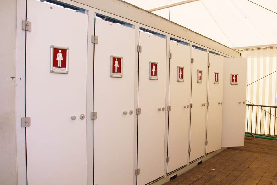 Comfort Tent | Bathroom | Shower, towels