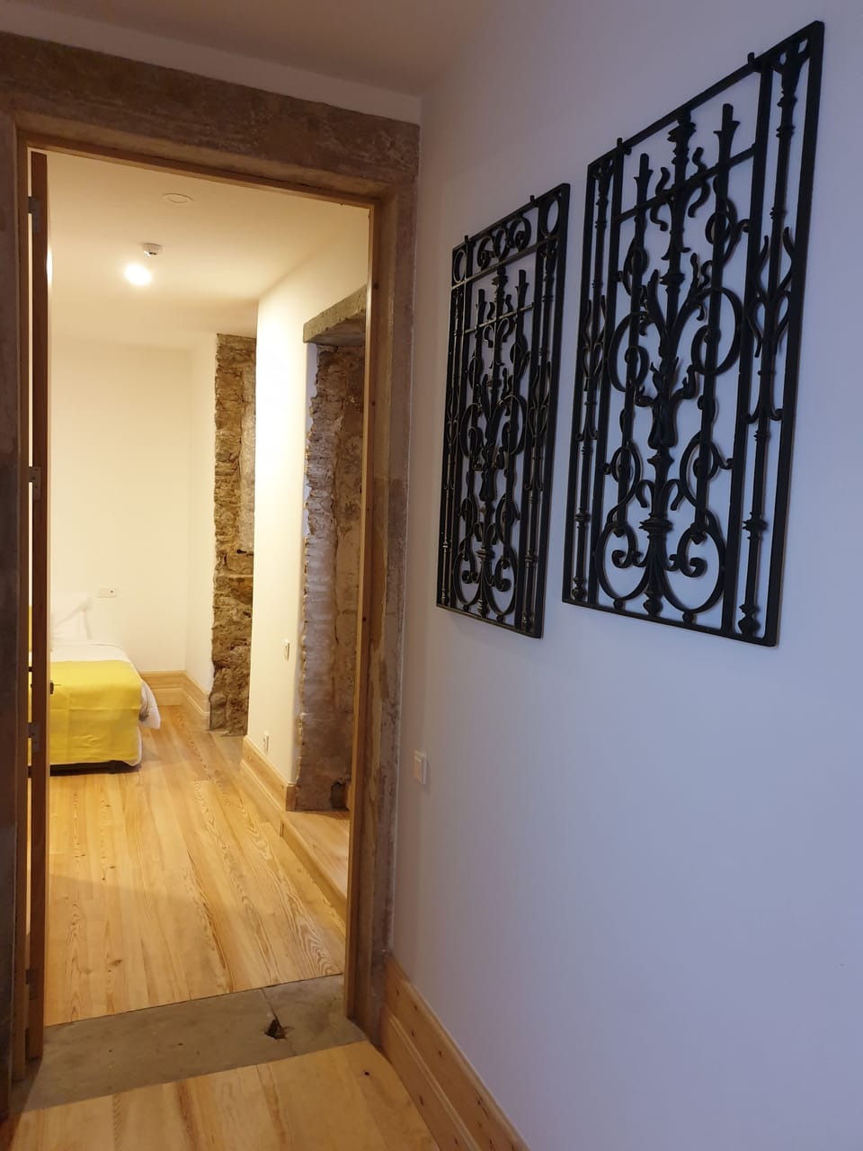 Deluxe Suite, Balcony | Living area | Flat-screen TV