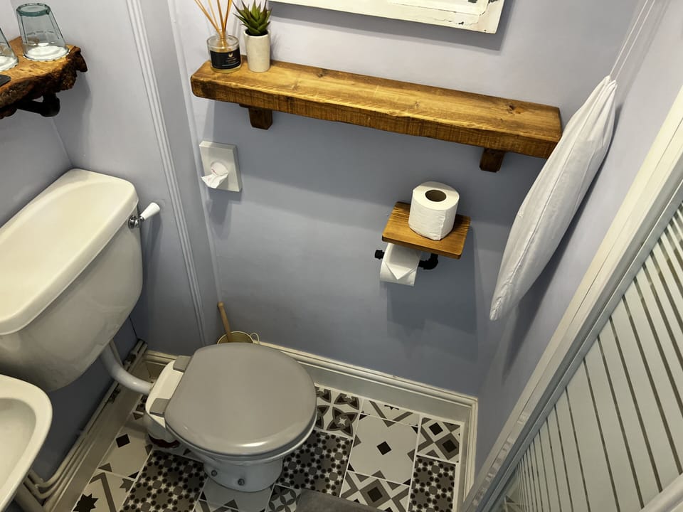 Deluxe Double Room, Ensuite | Bathroom