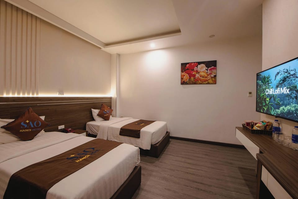 Deluxe Twin Room, Garden View | Minibar, desk, soundproofing, free WiFi