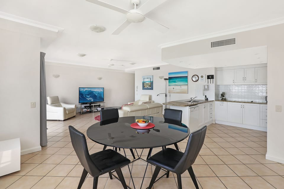 Luxury Apartment, 2 Bedrooms, 2 Bathrooms | Living area | LED TV, DVD player