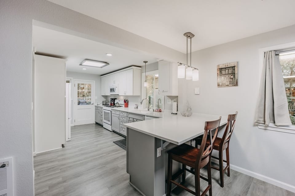 Indoors, Kitchen, Dining Room, Dining Table, Furniture