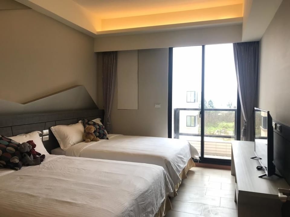 Quadruple Room, 2 Double Beds | Desk, blackout drapes, free WiFi, bed sheets