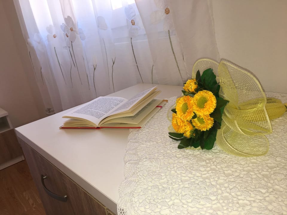 Family Apartment, Multiple Beds, Courtyard View | 2 bedrooms, individually decorated, individually furnished, free WiFi