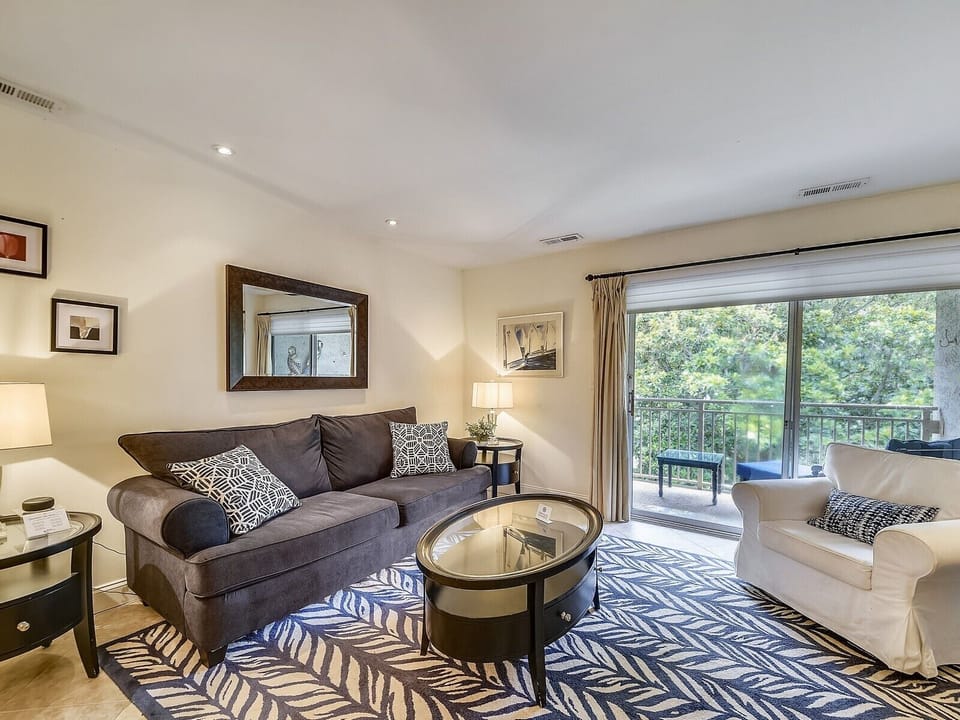 Living Room at 1715 Bluff Villa