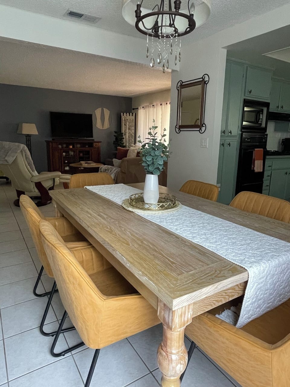 Dining Room & Living Room Open Space