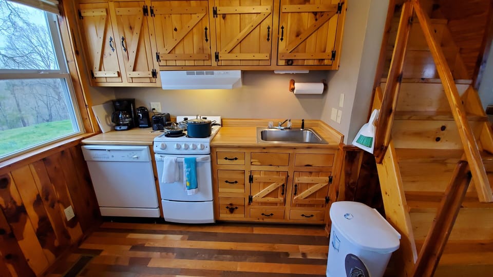 Full Kitchen