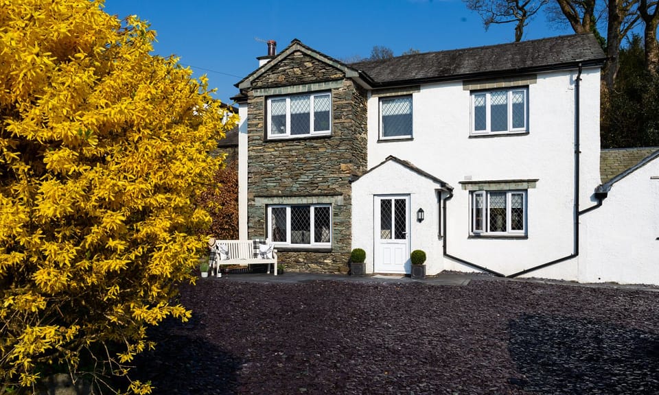 Lexington House - Situated in one of the most desirable areas in Bowness