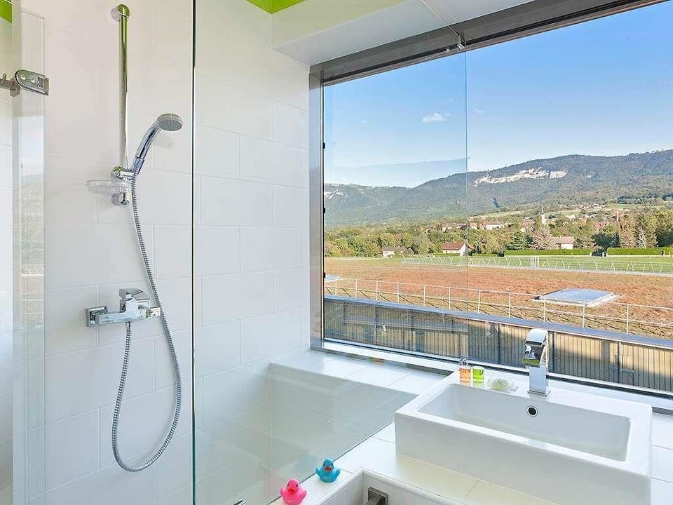 Standard Room, 1 Twin Bed | Desk, soundproofing, iron/ironing board, free cribs/infant beds