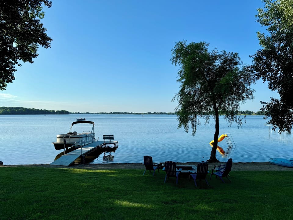 Feel free to dock your boat at our dock during your stay! *PONTOON NOT INCLUDED*