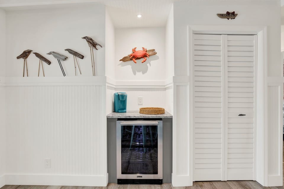 Kitchen - Beverage Fridge
