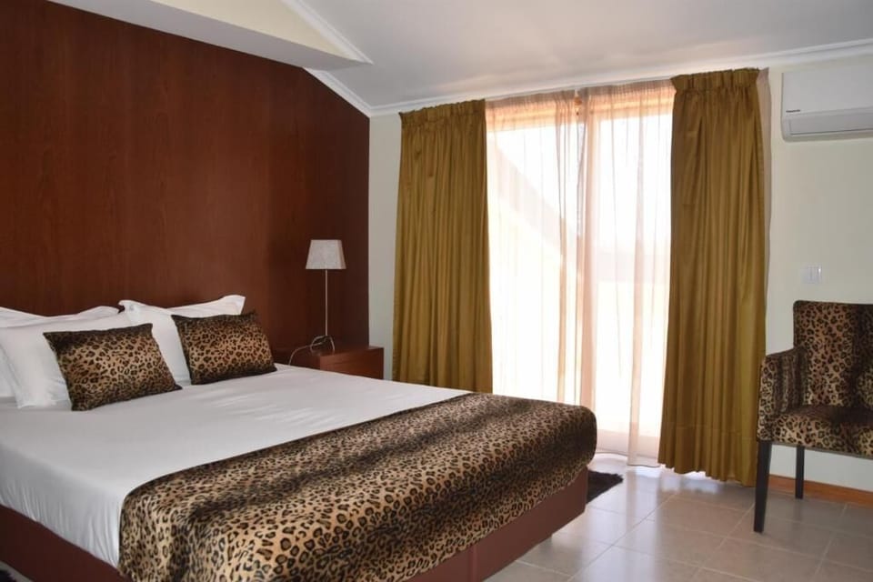 Deluxe Apartment | In-room safe, desk, free WiFi, bed sheets