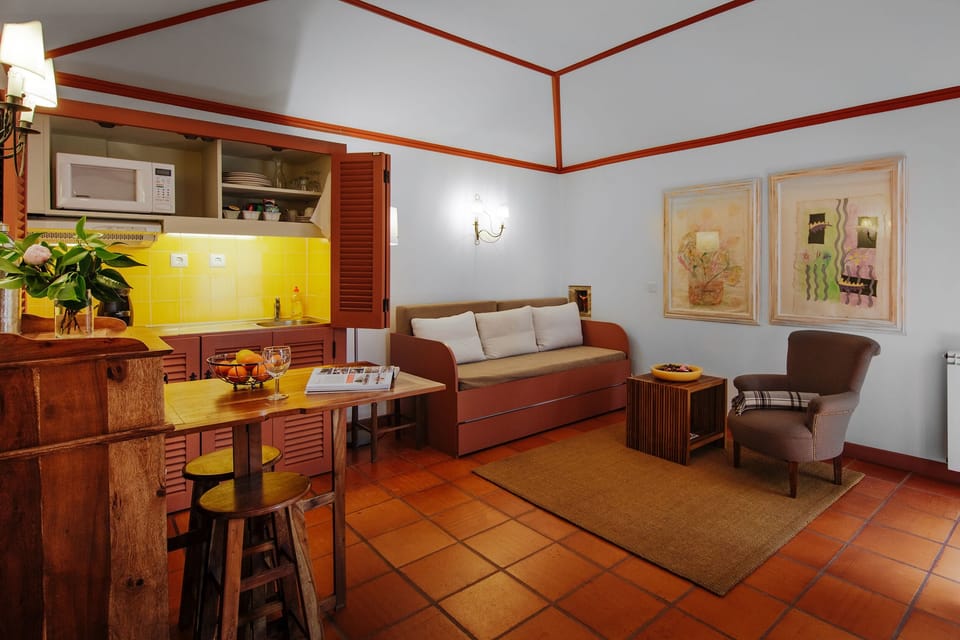 Casa da Magnolia | Private kitchenette | Fridge, microwave, espresso maker, electric kettle