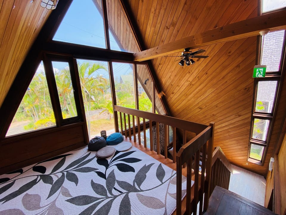 Two-Bedroom Cottage | 2 bedrooms, desk, blackout drapes, WiFi (free)