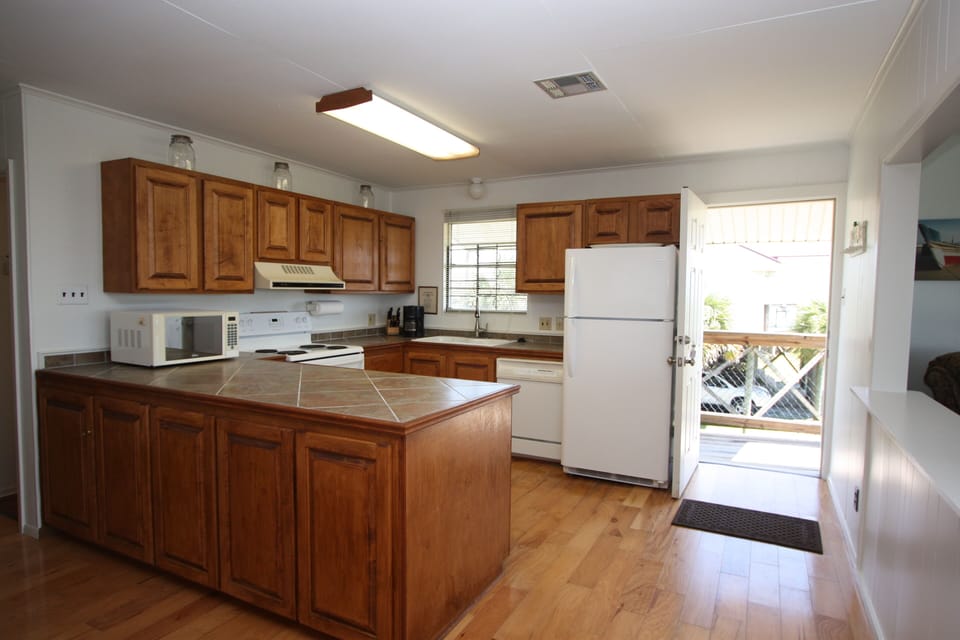 Fully equipped kitchen