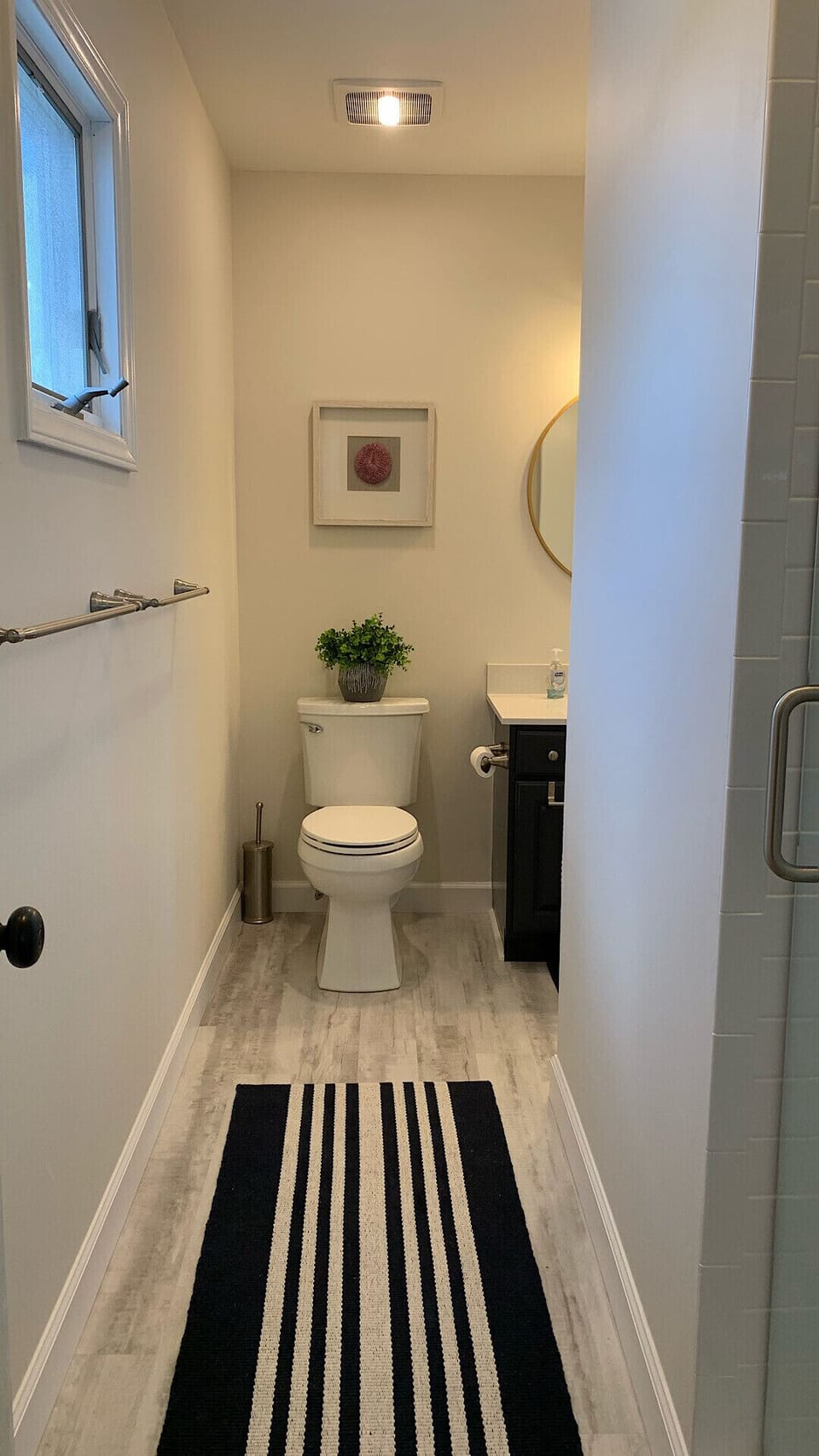 3rd Level Master Bathroom 