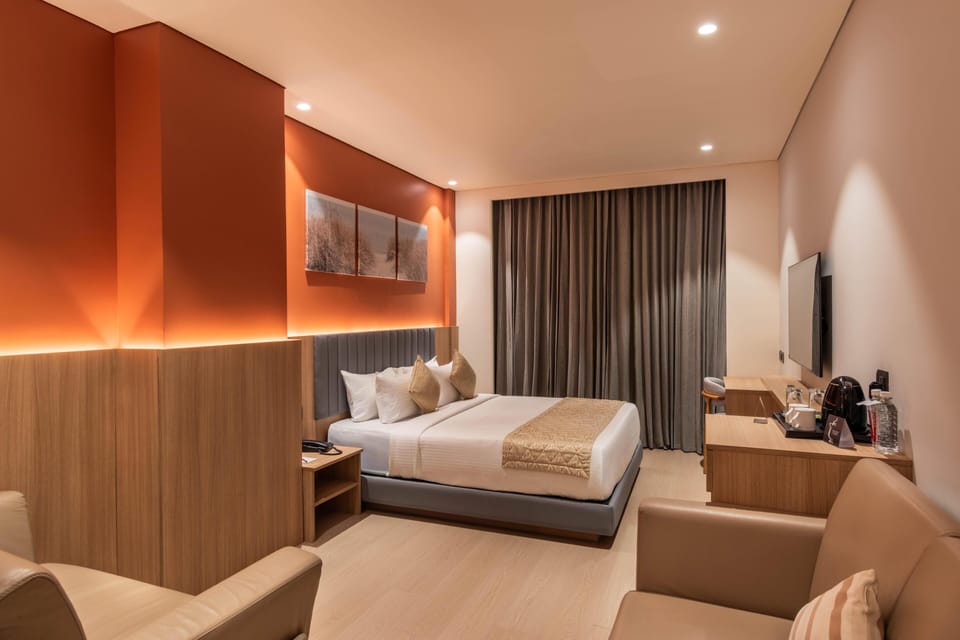 Superior Studio Suite | Premium bedding, minibar, in-room safe, desk