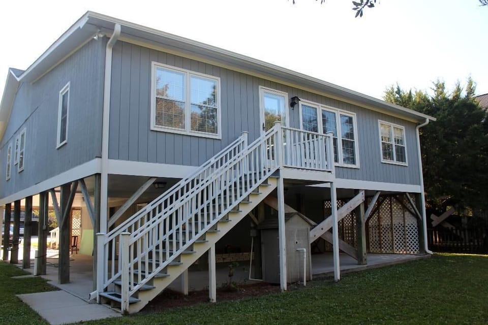 Back of Home