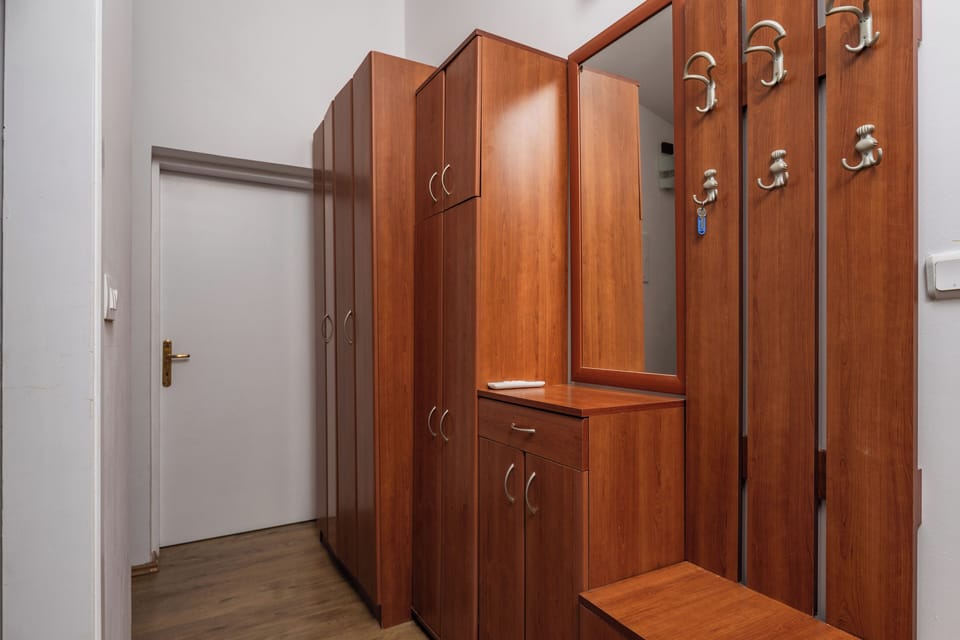 Premium Apartment, 2 Bedrooms, Sea View | Wardrobe
