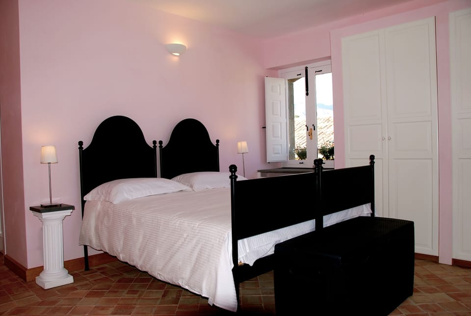 Pink bedroom