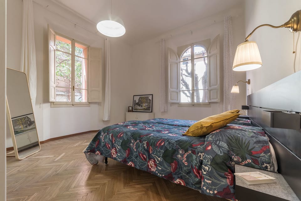 Comfort Double or Twin Room | Minibar, individually decorated, desk, soundproofing