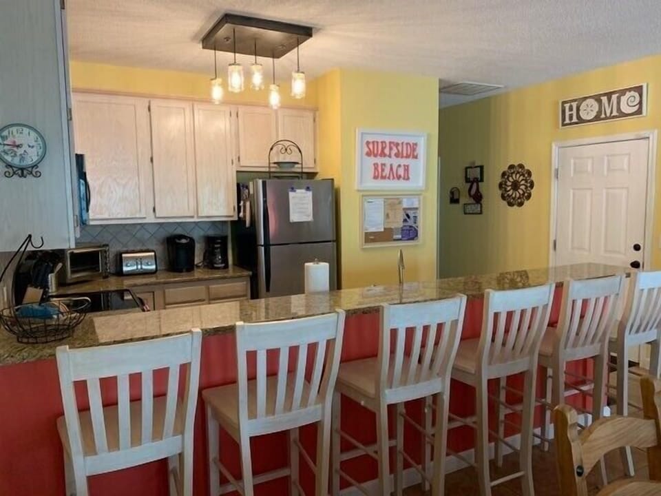 Extra Bar Seating