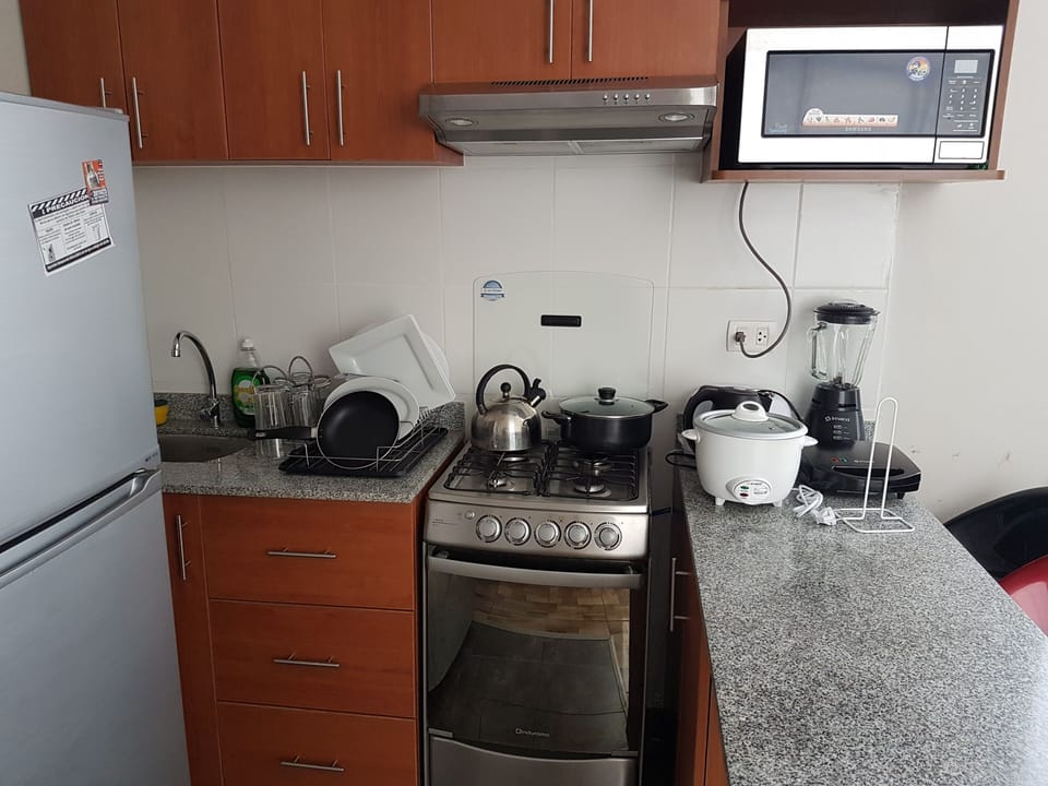 FLAT 1 1D CERCA A MIRAFLORES (10 MIN)