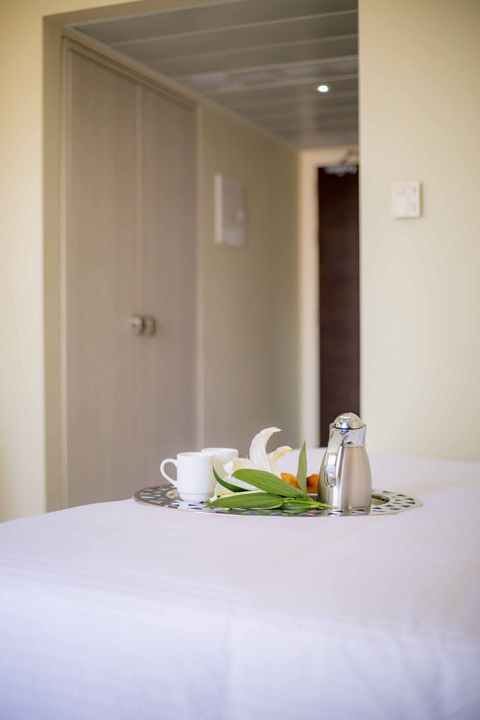 Side Sea View Double or Twin | In-room safe, laptop workspace, blackout drapes, WiFi (free)