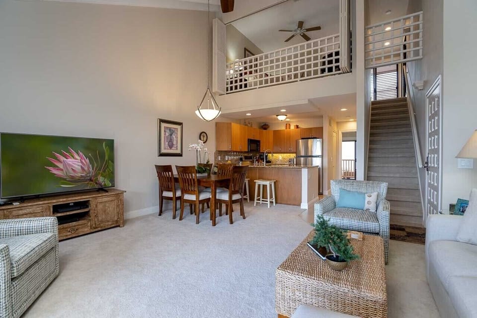 Open floor plan and steps to beach