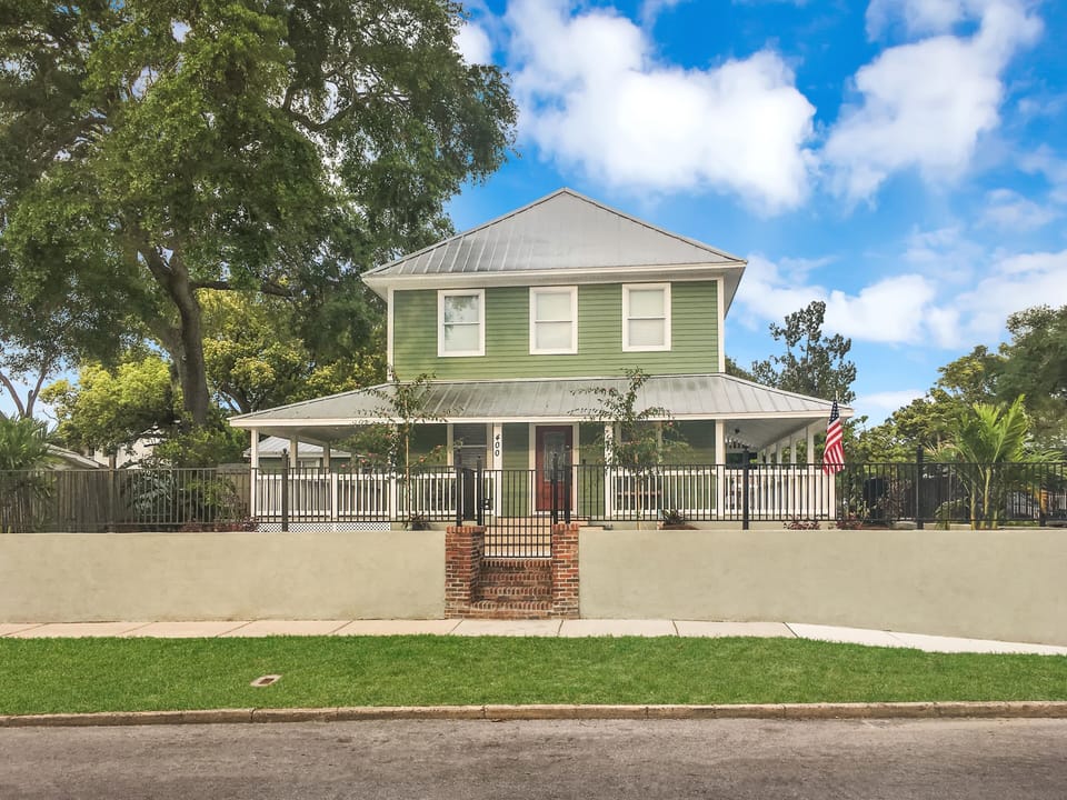 Captains Quarters, Tarpon Springs, Florida