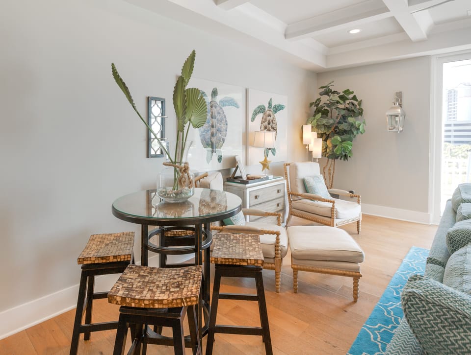 2nd Floor Family Room