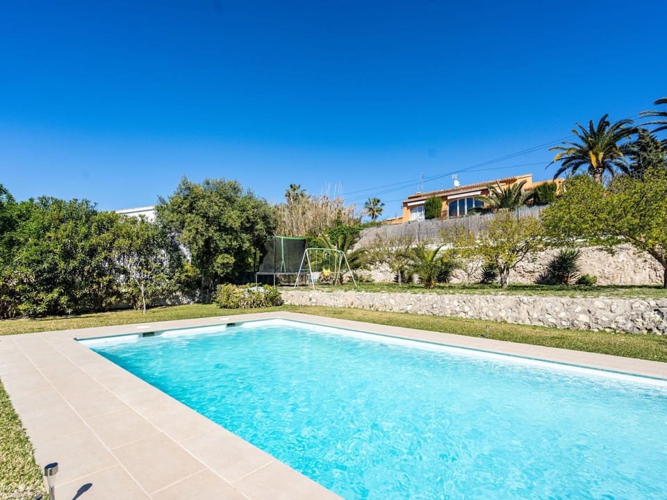 Property, Swimming Pool, Real Estate, Building, House, Estate, Resort, Home, Residential Area, Leisure