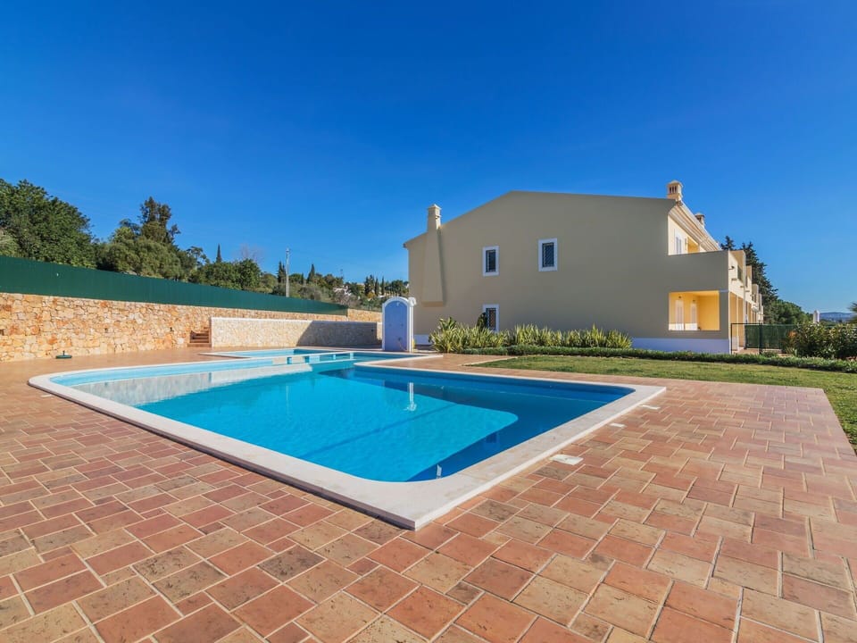 Property, Swimming Pool, House, Real Estate, Home, Building, Estate, Villa, Vacation, Architecture