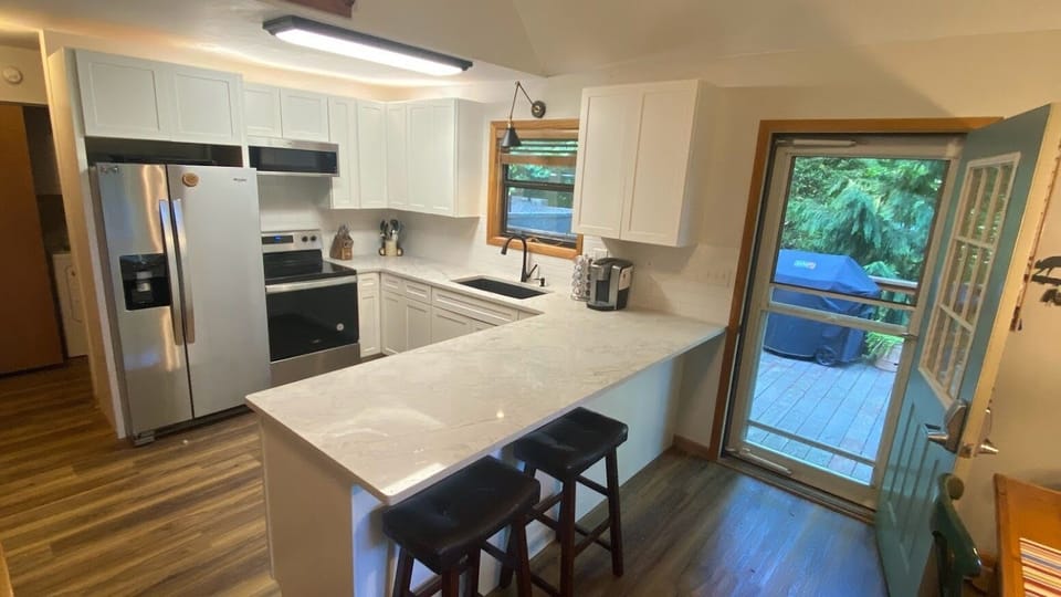 Completely new kitchen June 2022.