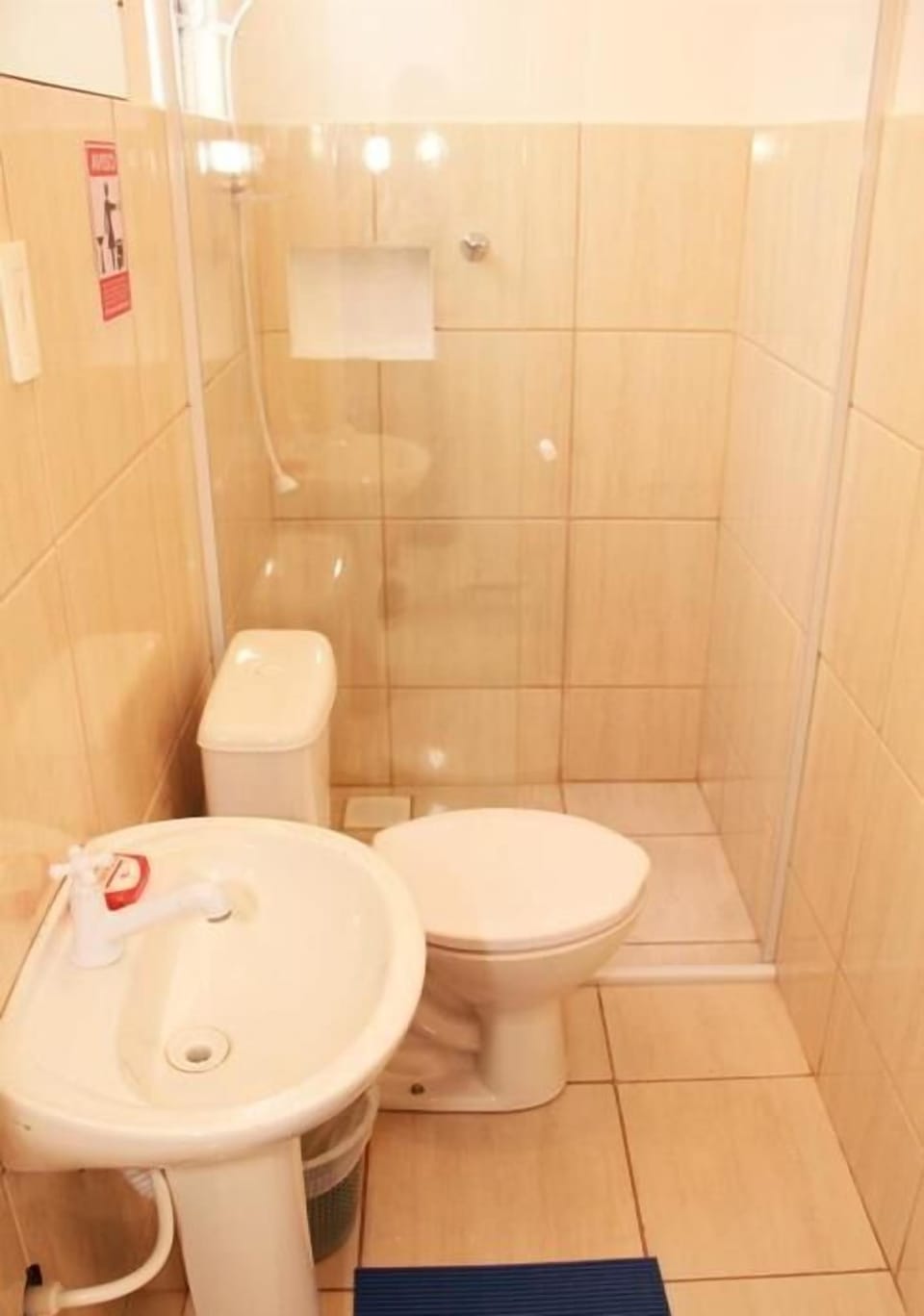 Double Room | Bathroom amenities | Shower