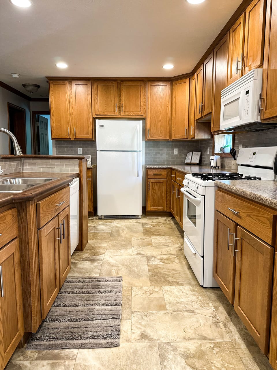 Kitchen area 
