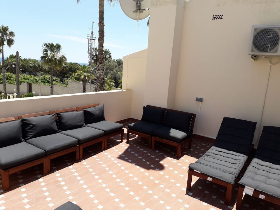 Upstairs Solarium (plus 2 further sun loungers out of shot)