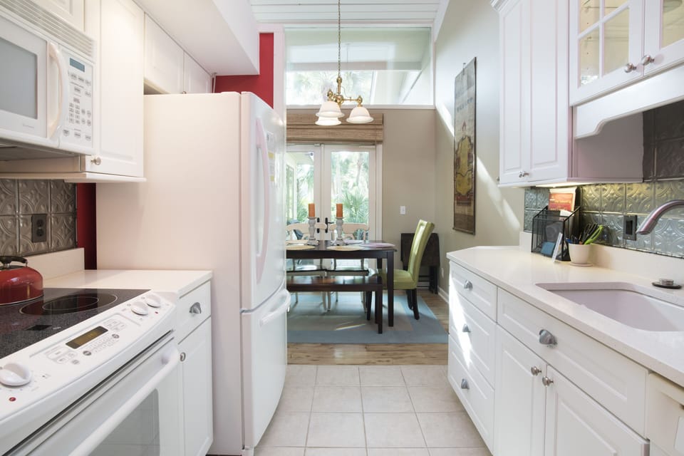 Fully equipped kitchen