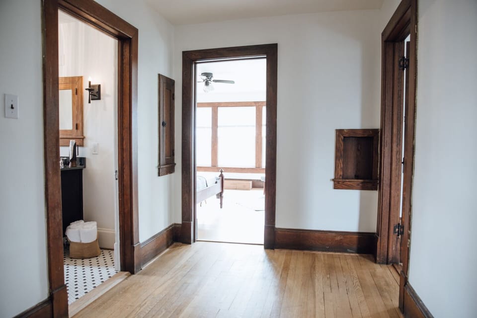 Upstairs hallway to bedrooms