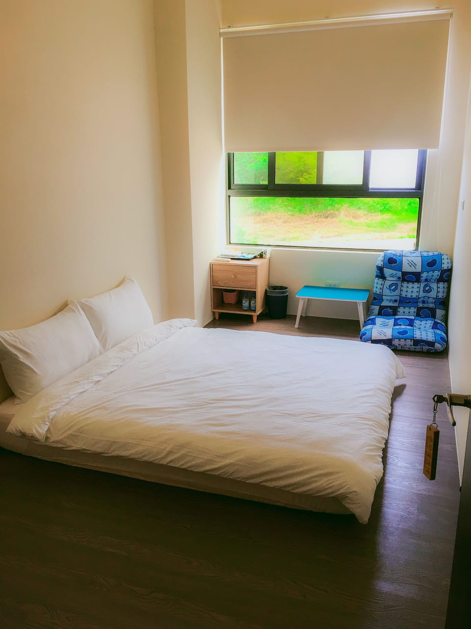 Double Room, Shared Bathroom | Free WiFi