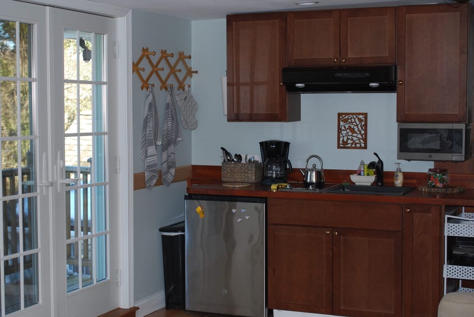 Little Kitchenette with everything you should need