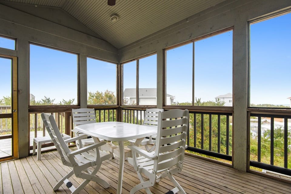 Screened Porch