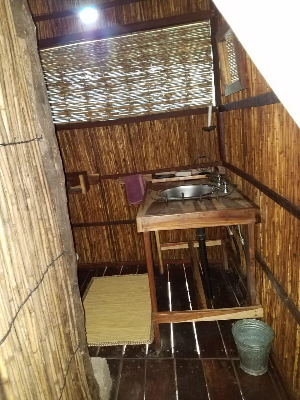 Family House (Lumela) | Bathroom | Shower, towels
