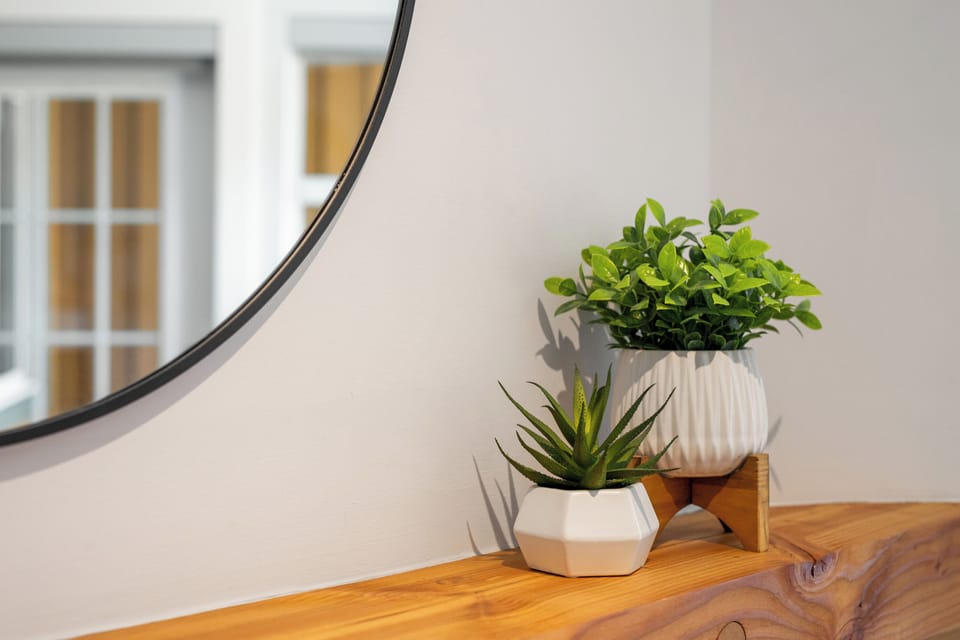 Decor details